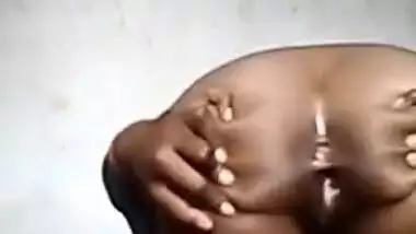 Today Exclusive- Desi Village Girl Showing Her Nude Body Part 1