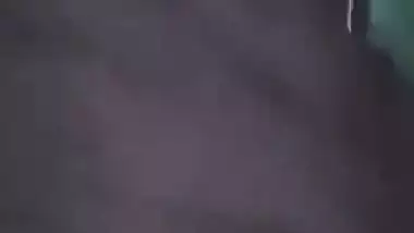 Man fucks hijabi woman’s hairy pussy in Pakistani porn video